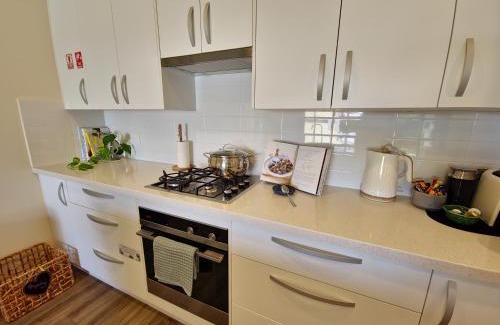 Bathurst Apartment | Piper Apartment