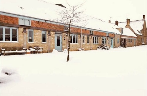 Castle Bytham House | Piper Lodge- A light filled conversion of an ancient building - rural location