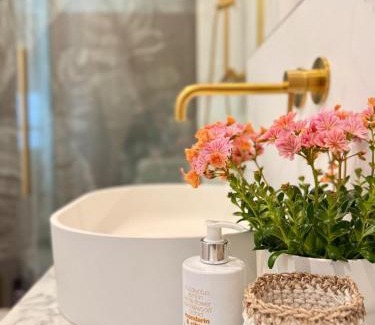 Stare Miasto District Apartment | PIPER Towarowa Centrum TARGI