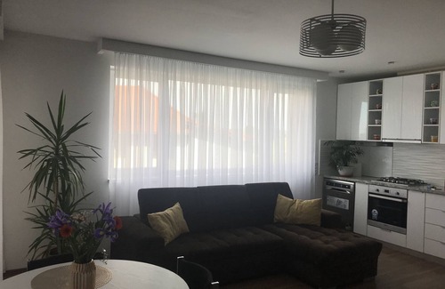 Pipera Apartment | PIPERA LAKE VIEW BRIGHT APARTAMENT