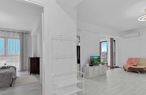 Pipera Apartment | Pipera Stay with Panoramic View