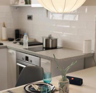 Pasalimani Apartment | Piraeus Pasalimani cozy apartment