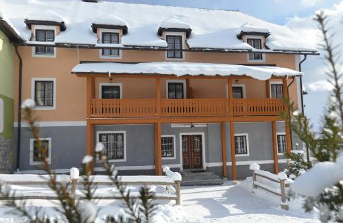 Sankt Oswald-Moederbrugg Apartment | PirkerHof