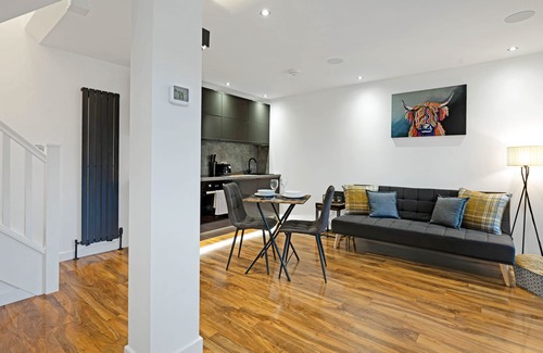Pitreavie House | Pitcorthie House - Dunfermline, Fife