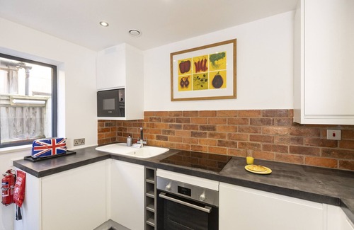 Woodstock Apartment | Pitts Cottage Annexe | Bladon Holiday Let | 1 Bed & Sleeps 2
