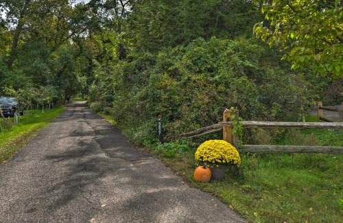 Pittsford Apartment | Pittsford Trolley Home - Near Erie Canal!