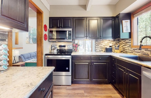 Black Butte Ranch House | Placid dog-friendly home with gym, tennis court, firepit, sauna, pool, & hot tub