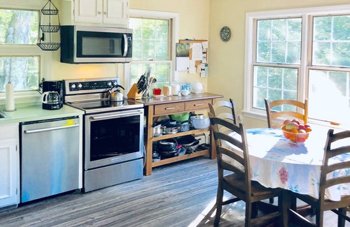 Plainfield House | Plainfield House in a 10,000 acre state forest and private pond