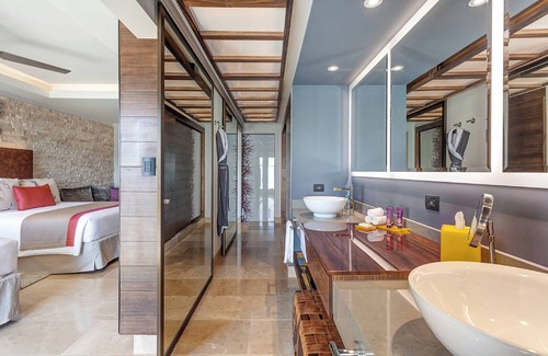 Papagayo Resort | Planet Hollywood Costa Rica by Royalton, An Autograph Collection All-Inclusive Resort