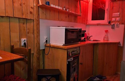 Sokolac Apartment | Planinska Bajka pogodna za dnevne boravka i one koji se vole