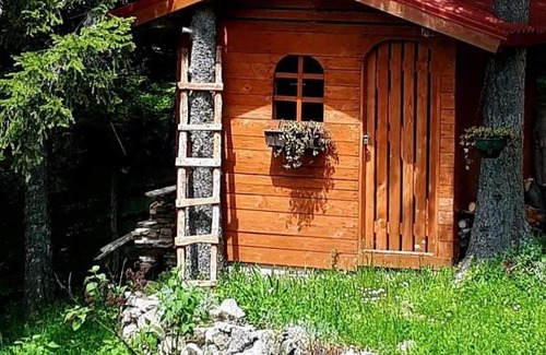 Kasidoli House | Planinska kuća Mali raj