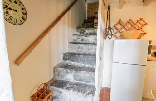 Trawsfynydd Cottage | PLAS ARENIG, with open fire in Trawsfynydd