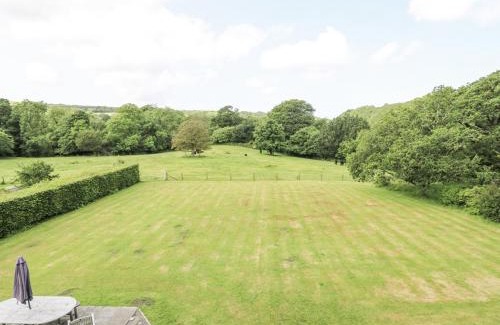 Fishguard House | Plas Pontfaen
