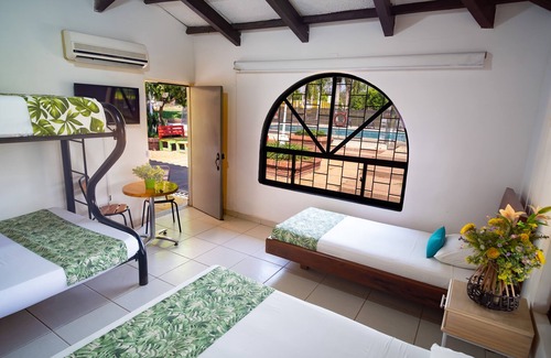 Ibague Hotel | Playa Hawai
