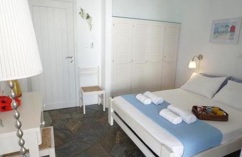 Naousa House | Playera Bungalow G sea view