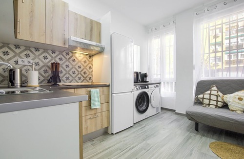 Pueblo Nuevo Apartment | Plaza de Toros de las Ventas, Ifema, Airport