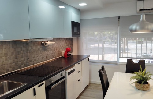 Burjasot Apartment | Plaza Palmeras Apartment