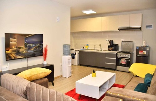 Syokimau Apartment | Pleasant 3-bedroom apartment with pool in Nairobi overlooking the park-Makumbi