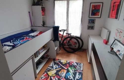 Trappes Apartment | Pleasant 65 m2 garden apartment