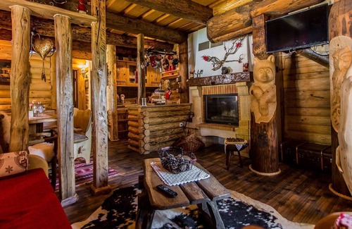 Municipality of Gracac Ski Chalet | Pleasant Chalet in Bruvno with Private Pool