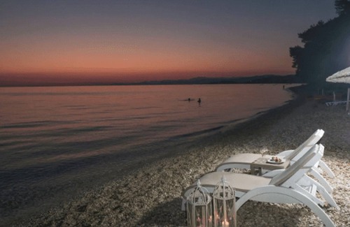 Elia Nikitis Villa | Pleasant Halkidiki Apartment | Apartment 1 | Sea Font View & Position