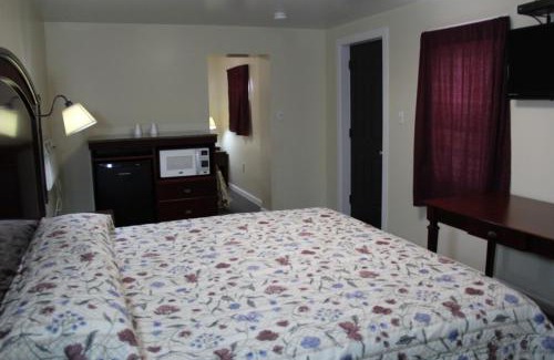 Middletown Hotel | Pleasant Hill Motel