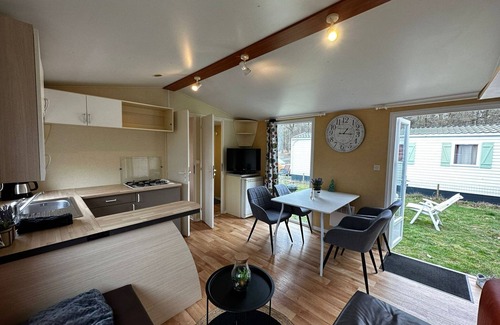 Giethmen House | Pleasant holiday home in Overijssel with garden