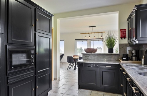 Noirefontaine House | Pleasant holiday home with recreation room