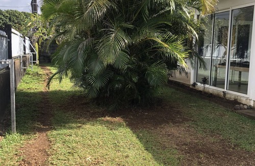 Bras-Panon House | Pleasant home-stay room