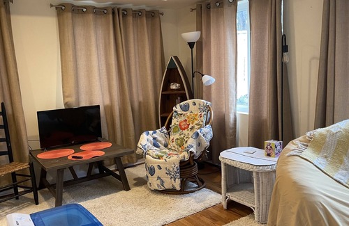 Damascus Apartment | Pleasant one bedroom apt., private entrance