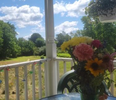 Victor Bed & Breakfast | Pleasant Place II Victor Countryside