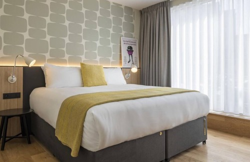 Jewish Quarter House | Pleasant Stay in Downtown Antwerp! 3 Apartment-like Units w/ Full Kithcens