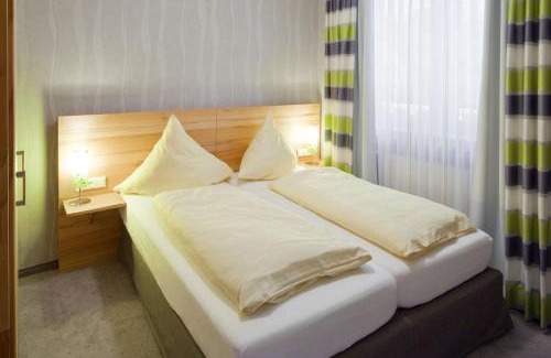 Waldeck Hotel | PlusNaturHotel direkt am Ederseeufer Waldhotel Wiesemann und Ferienapartments