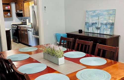 Chiltonville House | Plymouth Family & Group Getaway – 5BR Home w/Heated Pool, Hot Tub & Near Beach