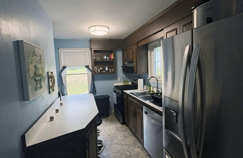 Chiltonville House | Plymouth Family & Group Getaway – 5BR Home w/Heated Pool, Hot Tub & Near Beach