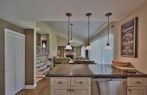 Pocono Summit House | Pocono Hideaway- lake, sauna, spa, dock