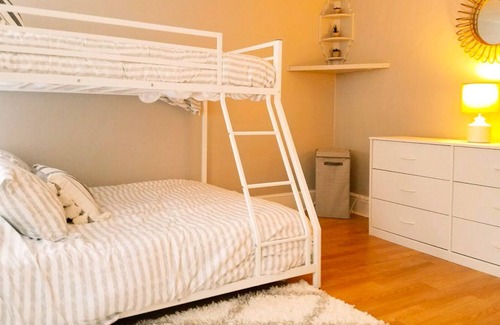 Lansford House | Poconos Mountains ★ Jim Thorpe ★ Extended Stay ★ ST Luke's ★ LVHN ★ Geisinger ★