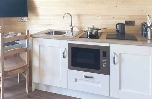 Criccieth Cottage | Pod with one double.