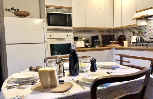 Guardistallo Apartment | Podere Morena with sea view, private terrace by ToscanaTour Greg