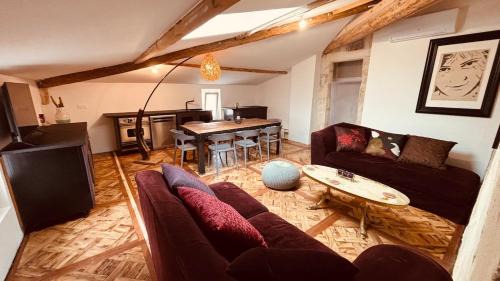 Saint-Christol House | poetic house
