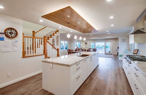 Sunset Cliffs House | Point Loma Serenity -6BR/4BA w/Panoramic Views