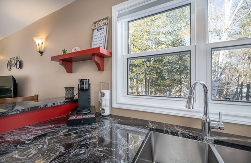 Bancroft House | Pointe of View | Riverfront | Sled In/Out |Sleep 6