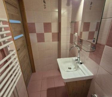Miedzywodzie House | Pokoje Gościnne Emilia Międzywodzie
