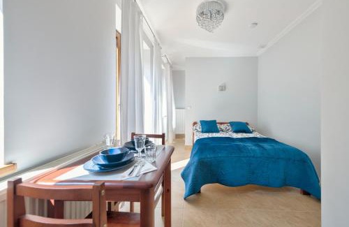 Dziaki Lesne House | Pokoje Gościnne Marzena