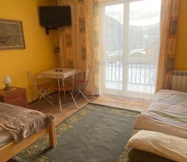 Muszyna House | Pokoje gościnne u Faronow