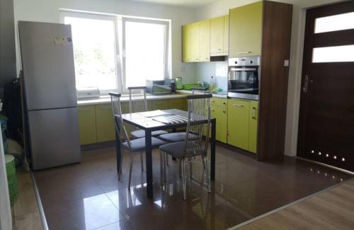Pogorze Apartment | Pokoje Gościnne u Joli
