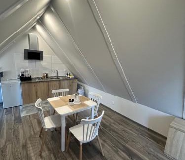 Kuznica Apartment | Pokoje Kuźnica Żeglarska