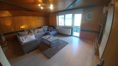 Poljane nad Skofjo Loko Apartment | Poldas apartments