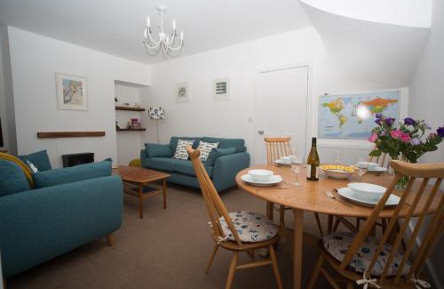 Teignmouth House | Polly Cottage