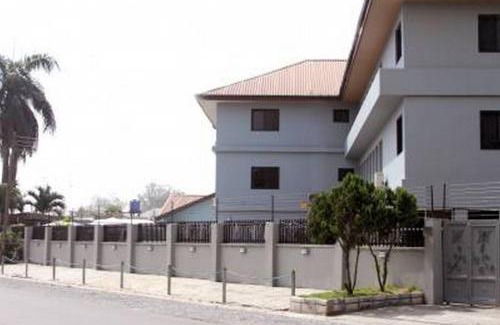 Port Harcourt Cabin | Polo Court - Executive